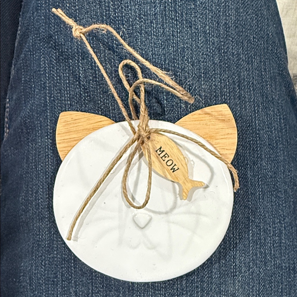 Cat Face Ceramic Ornament with Wooden Ears